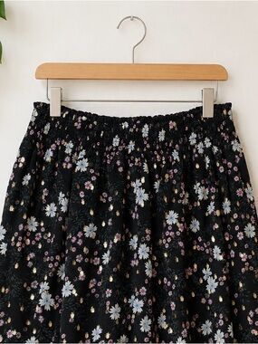 LOFT Black Women’s Smocked Waist Skirt